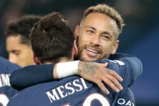 Lionel Messi Gabung...