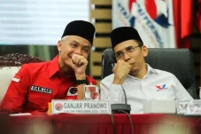 Ganjar-TGB Menguat,...