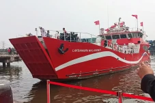 Resmi Diluncurkan, Kapal...
