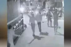 Serang Warga Jurangmangu...