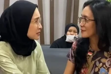 Dampingi Putri Balqis,...