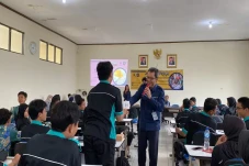Puluhan Siswa SMKN 4...