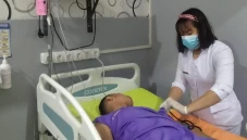 Ribut dengan Tukang...