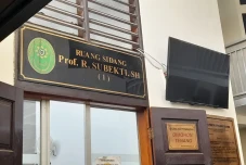 Tersangka KPK Hasbi...