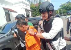 Diburu hingga Jambi,...