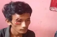 Pulang dari Rumah Teman,...
