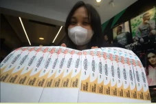 Segini Hasil Penjualan...