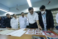 Luhut Dorong Penyelamatan...