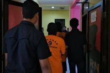 Terlilit Utang Judi...