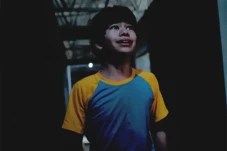 Kapok Tantang Hantu,...