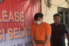 Pelaku Penyerangan Brutal...