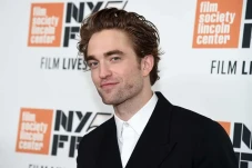 7 Artis Hollywood Pilih...