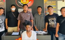 Parah! Pria Ini Robek...