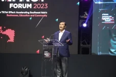 Di Hadapan CEO TikTok,...