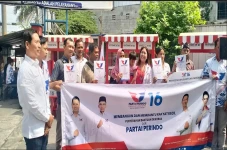 Bantu Pemkot Tuntaskan...