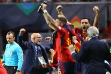 Spanyol Pede Tantang...