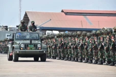 Komandan Kodiklat TNI...