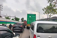 Diguyur Hujan, Sejumlah...
