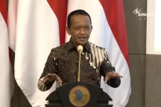 Gaji Menteri Cuma Rp19...