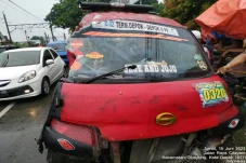 Fakta Angkot Ditabrak...