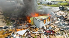 Tornado Terjang AS Selatan,...