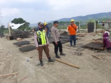 Polda Jabar Kerahkan...