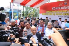 Komisi III DPR Apresiasi...