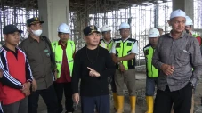 Bangun Rumah Sakit di...