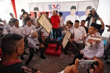 Keseruan Ganjar dan...