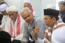 TGB Masuk Bursa Cawapres,...