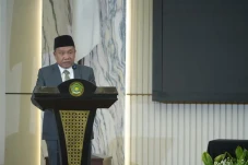 Posisi Hilal di Bawah...