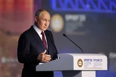 Putin: Rusia Tempatkan...
