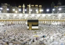 Arab Saudi Biayai 1.300...