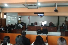 Penampakan Sidang Perdana...