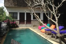 5 Rekomendasi Hotel...