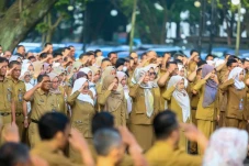 Pemkot Bandung Kaji...