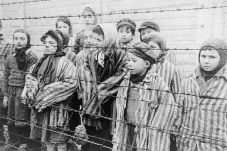 Mengenal Holocaust,...