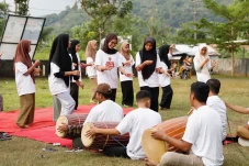 Lestarikan Budaya, Kaum...