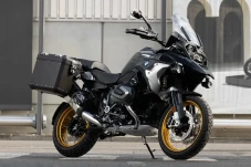BMW Motorrad Siap Meluncurkan...