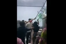 Pengusaha Tambang di...