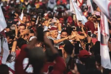 Disambut Meriah 32 Ribu...