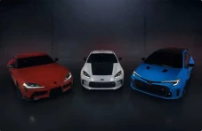 Toyota Luncurkan Edisi...