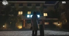 Penulis Dr Romantic...
