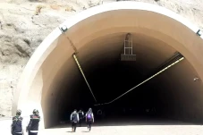 Siaga di Jalur Jamarat,...