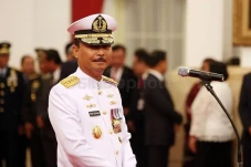 Komandan Jenderal Akademi...
