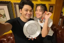 Mikha Angelo Resmi Lamar...