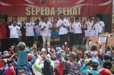 Berhadiah Kambing dan...