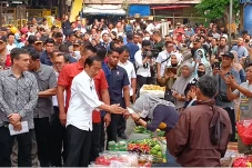 Presiden Jokowi Pagi...