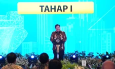 Menko Airlangga Tegaskan...