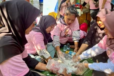 Tingkatkan Ekonomi,...